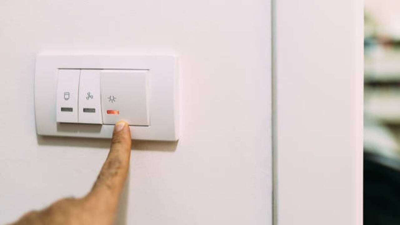 How to clean switchboards<br>