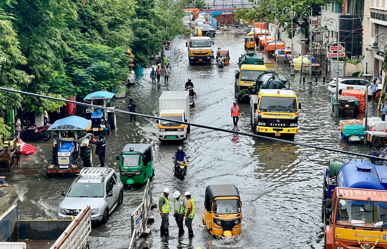 The Regional Meteorological Centre reported significant rainfall across the city and adjoining districts.