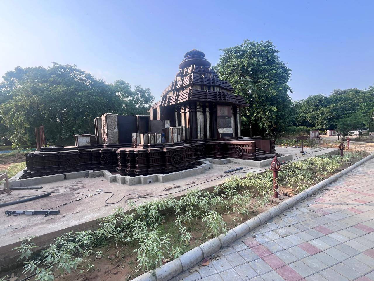 Sanskrit Darshan Park Indirapuram-6.jpg