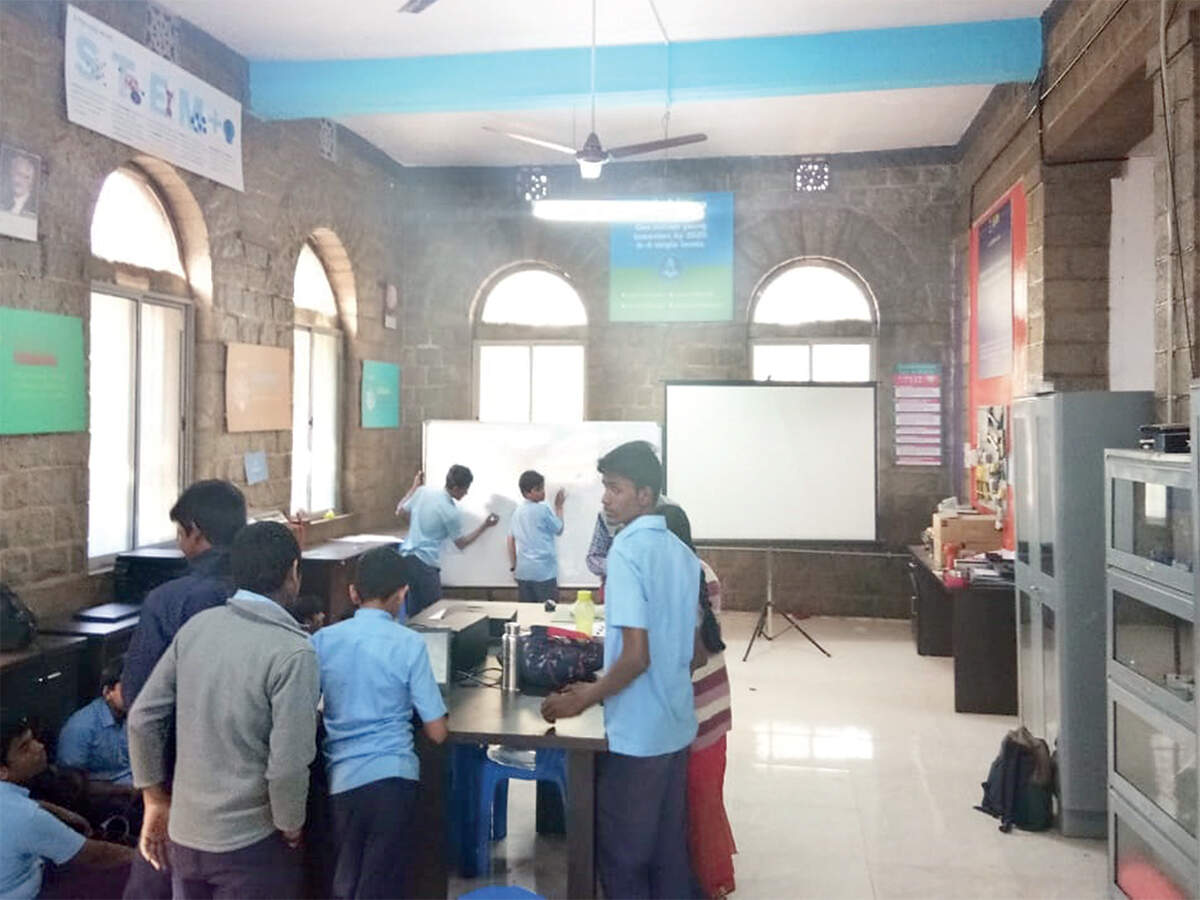 Malleswaram Mirror Special: Experiments with tech - Vimarsana News