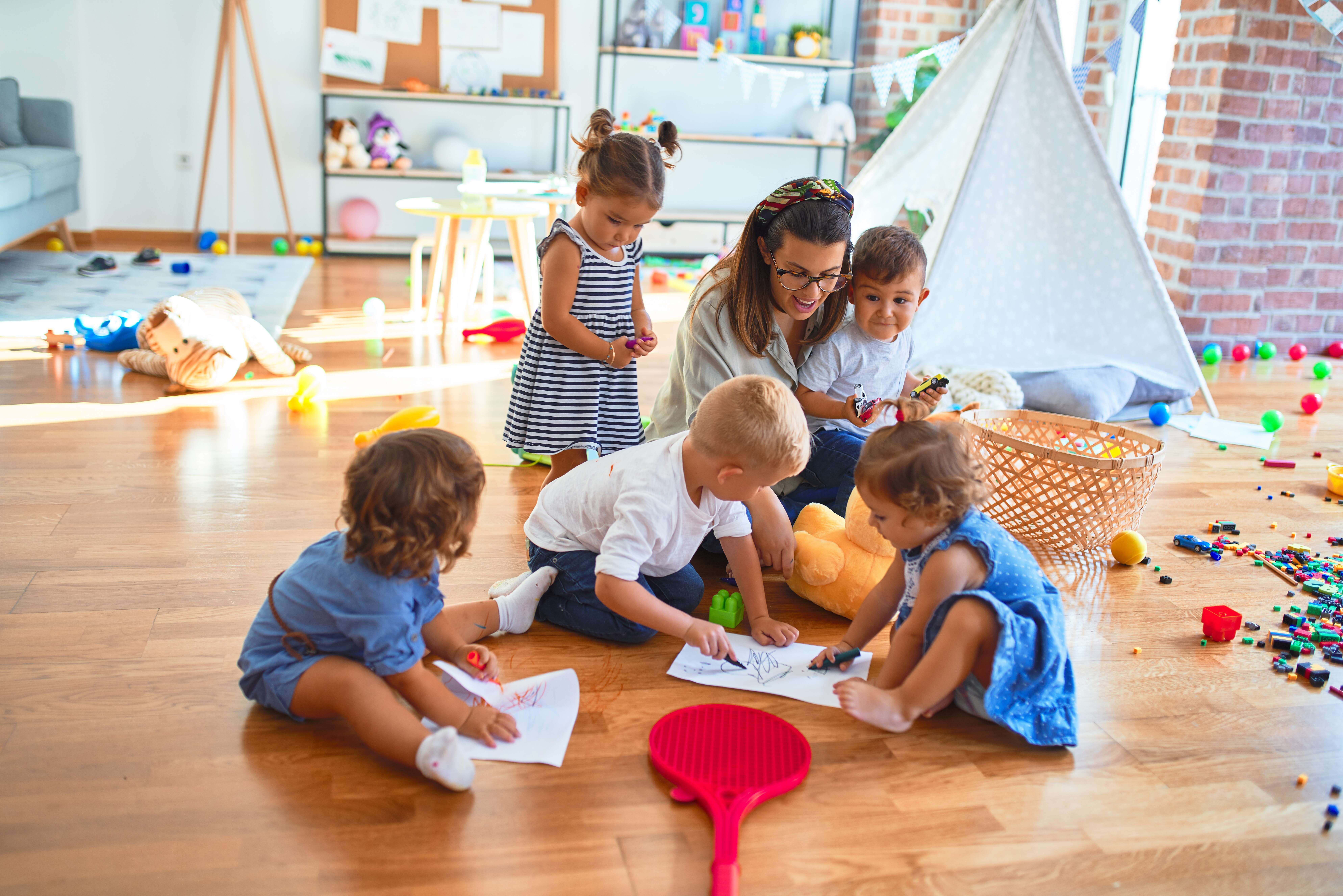 Idaho teacher retires at 67 to help daughter with childcare<br>