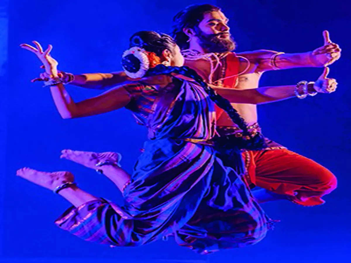 khajuraho dance festival varies performance on 6th day like Kathak  Bharatnatyam and Shivtandav|Khajuraho Dance Festival: देश के जाने-माने कथक  गुरु की प्रस्तुति ने लगाए चार चांद, राम स्तुति से ...