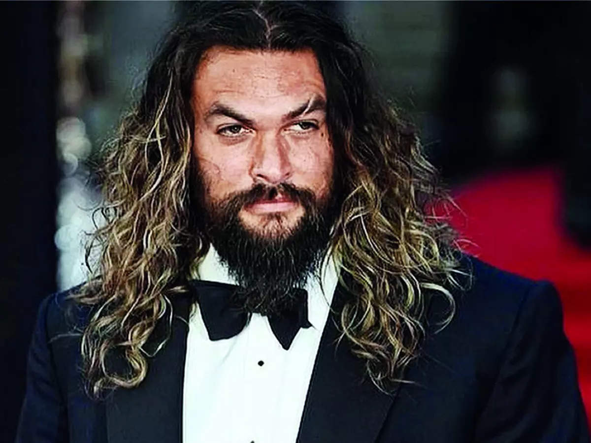 <b>jason</b> <b>momoa</b>,apple,paloma,hawaii,Chief of War.