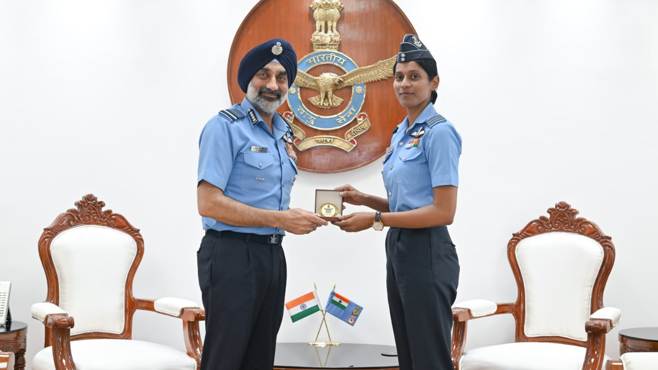 Kanth qualified as a Fighter Combat Leader after completing advanced training at TACDE in Gwalior in 2026.