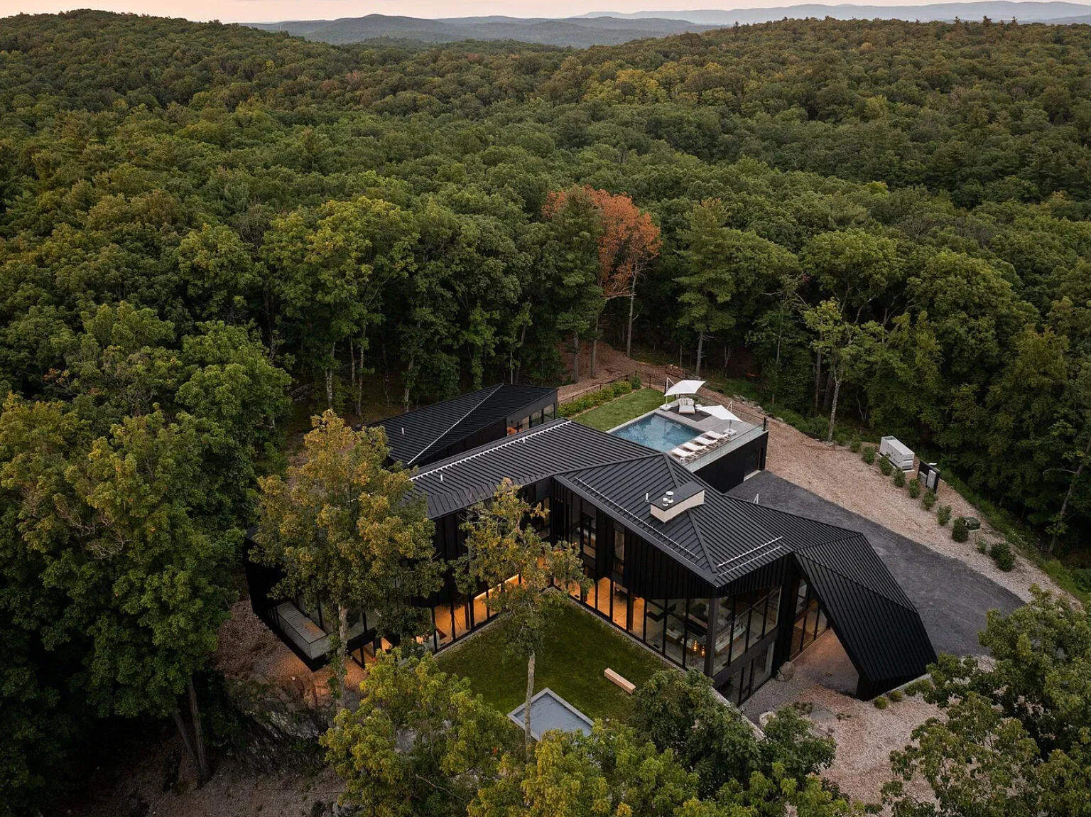 The Hudson valley mansion