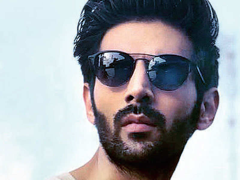 Kartik Aaryan: Kartik Aaryan returns to college for Anees 