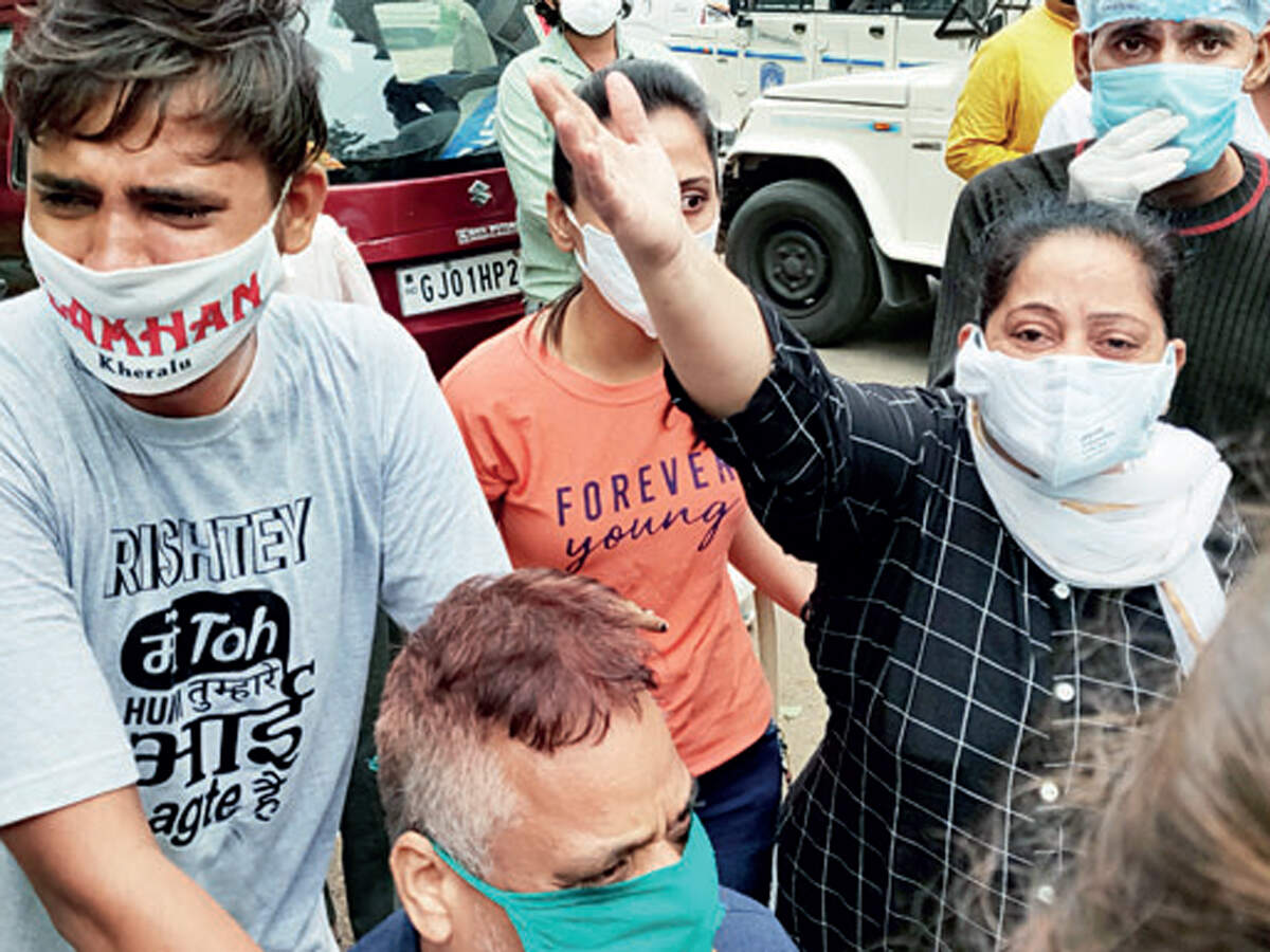 8 Covid-19 patients dead in fire at Ahmedabad hospital