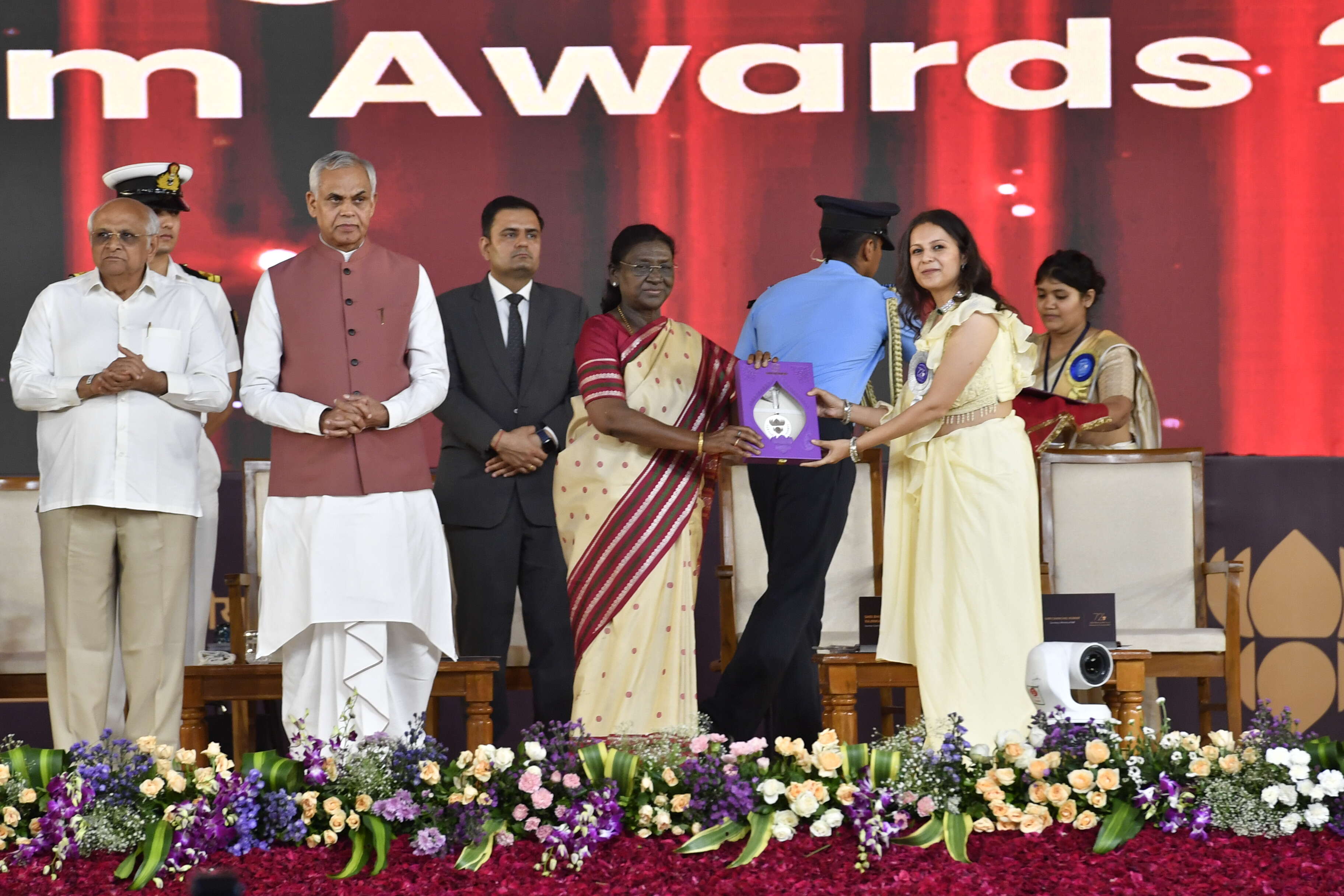 Soundarya Jayachandran (2)