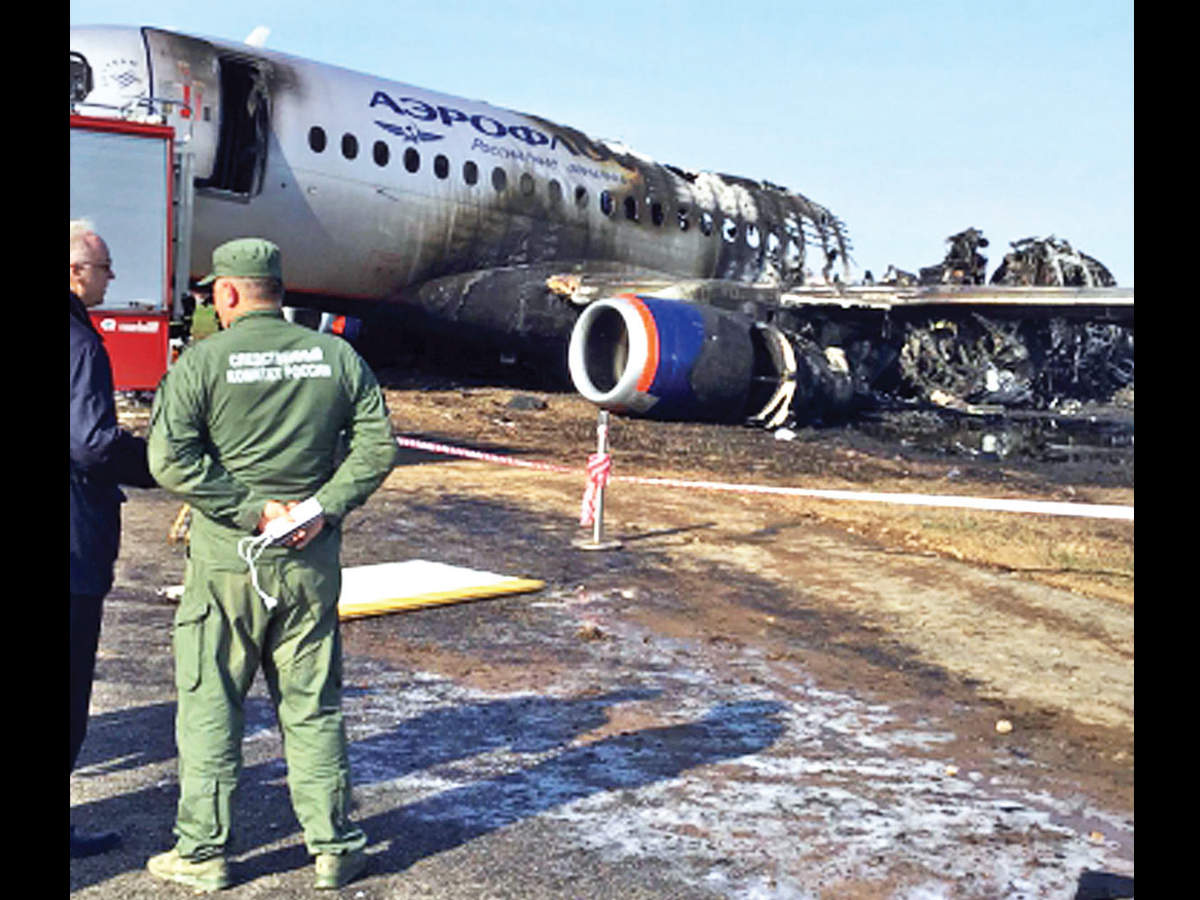 Moscow: Lightning Caused Jet Crash: Russian Pilot