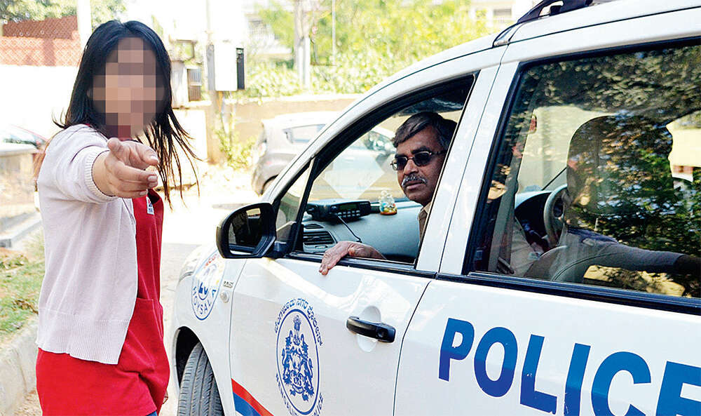Bengaluru: Yet again! Cops put woman in harm's way in Namma Bengaluru