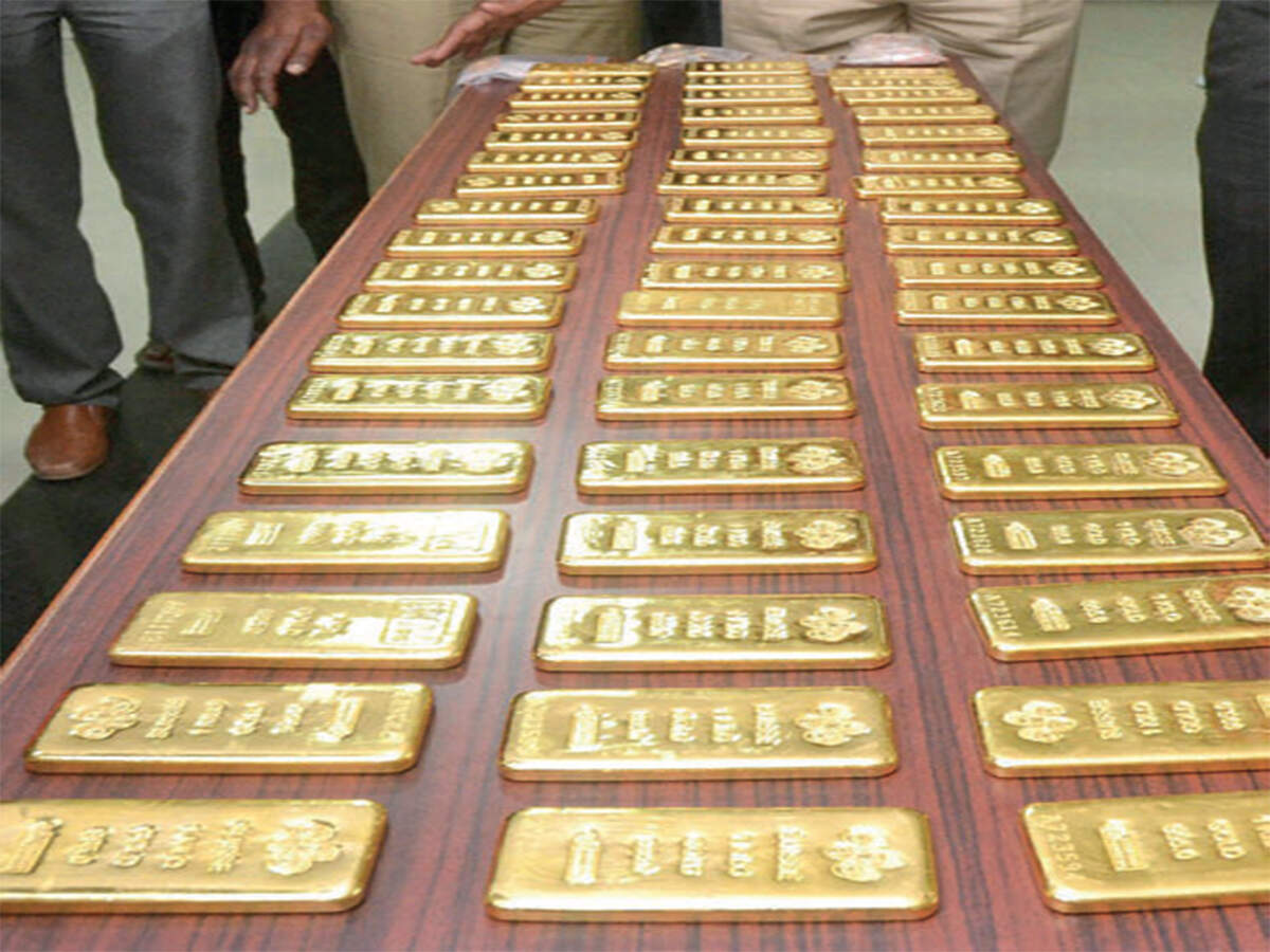 Two gold-digging cops suspended - Vimarsana News