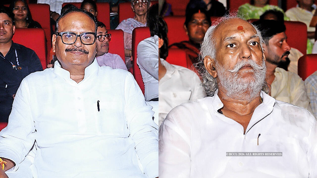(L) Brajesh Pathak (R) Dr Rati Shankar Tripathi