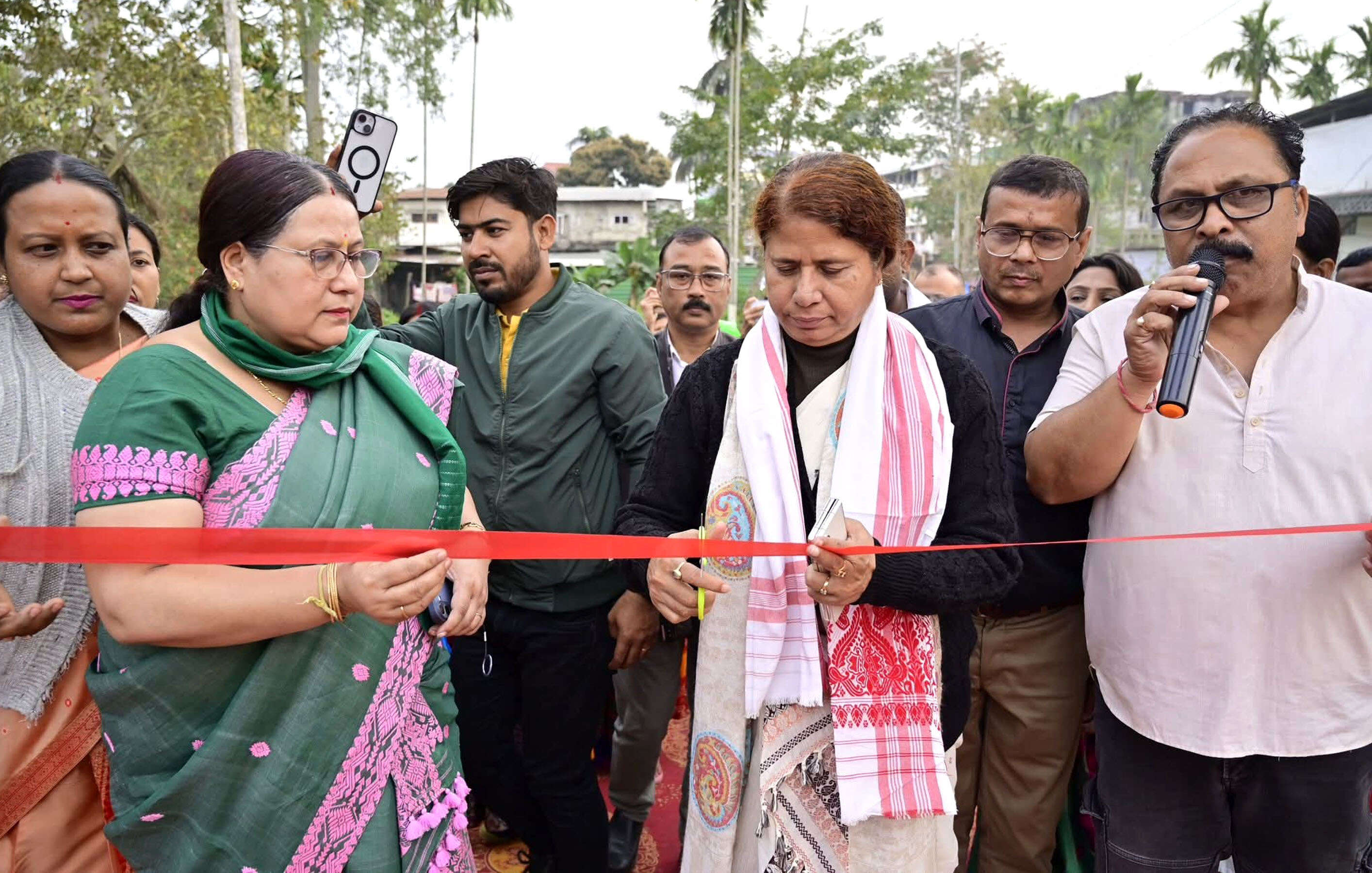 5d224e5a-2f5c-4ee5-9cbc-7cdc12bb0aa4_24-02-26_Golaghat-_Ajanta_Neog_inaugurated_Ray_Saheb_Gopika_Ballav_Goswami_Udyan_1.jpg