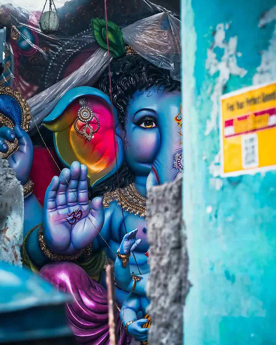 pg4_MCMW_GaneshaIdols1