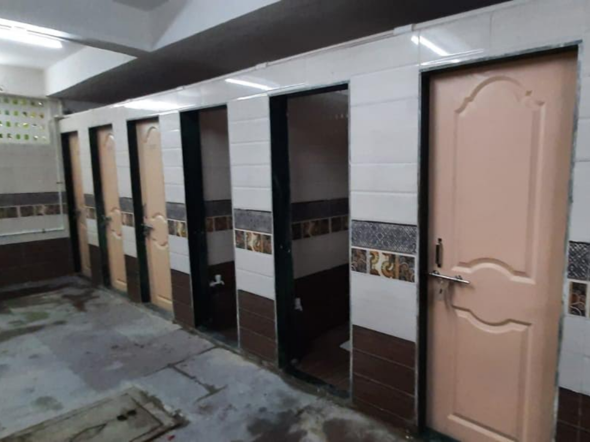 Mumbai's biggest community toilet inaugurated at Andheri Mumbai News