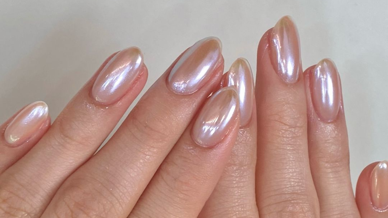mother-of-pearl nails