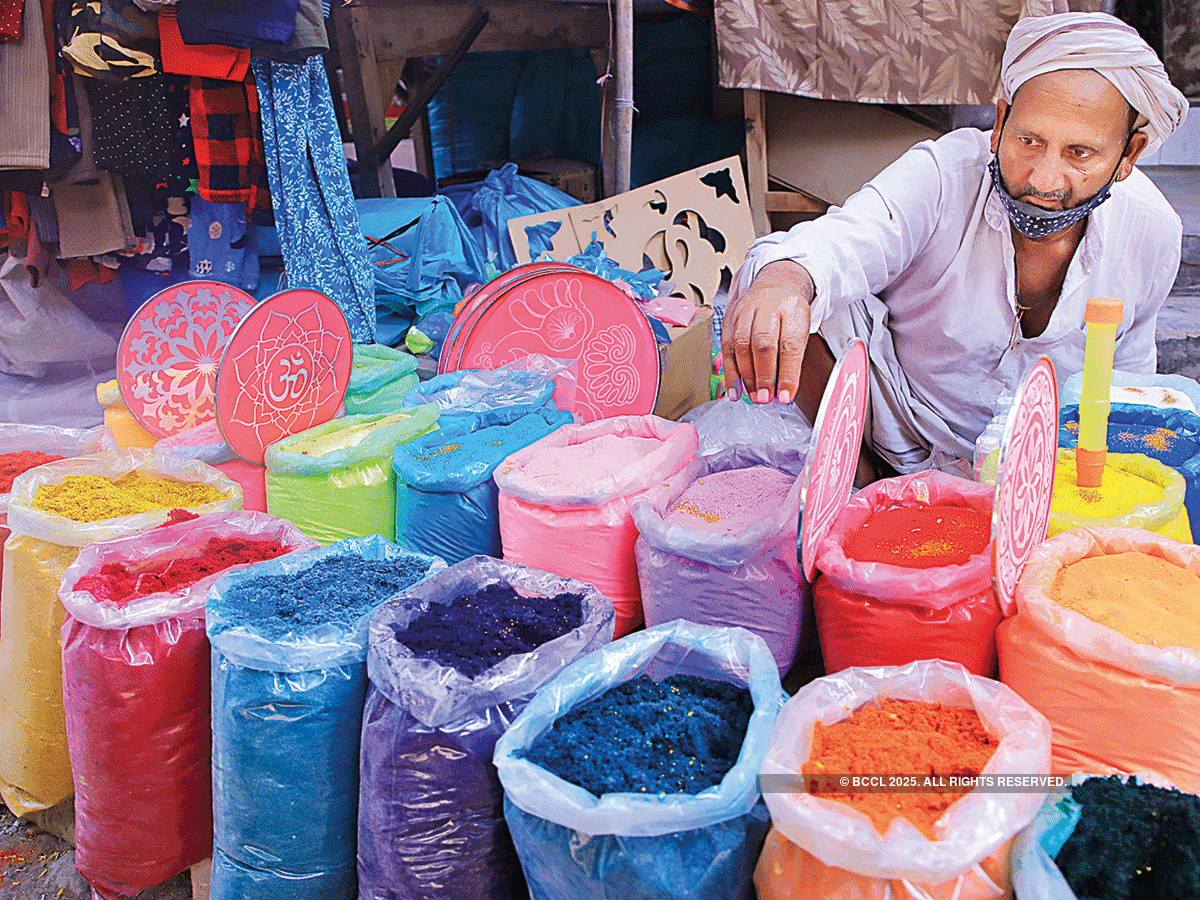 Sant Ram, a rangoli seller, says that the pandemic has badly hit his sales and there were literally no customers during this festive season