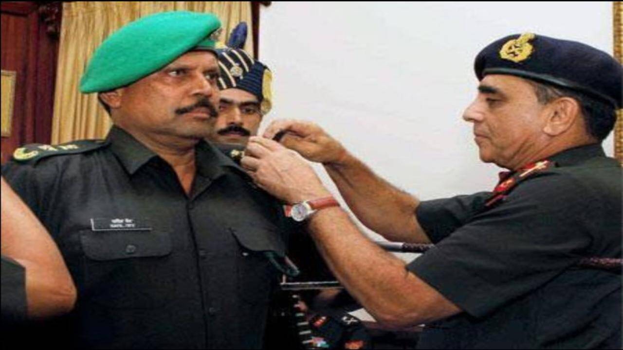 <u>Kapil Dev</u>
