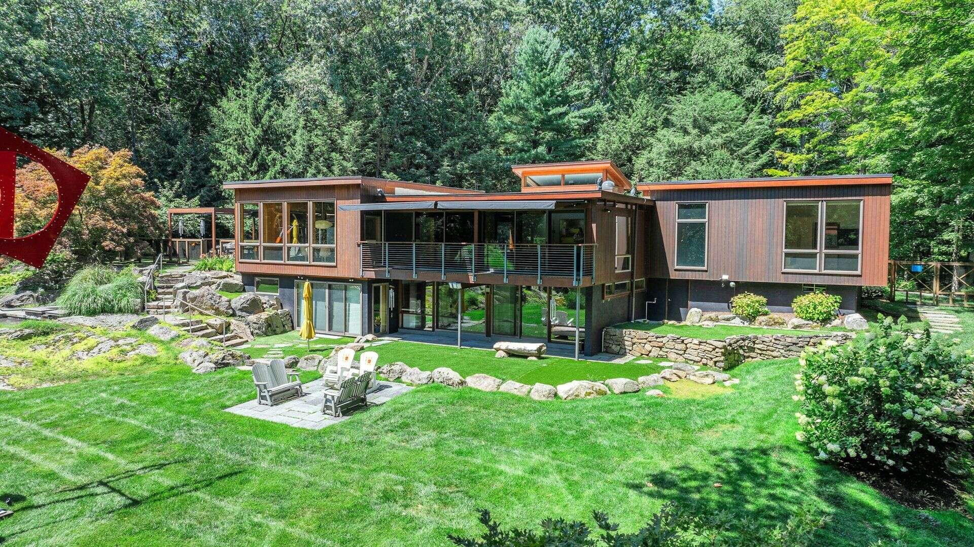 ​<strong>They spent $3M on a home for their dog; now it’s listed for $2.9M</strong>​