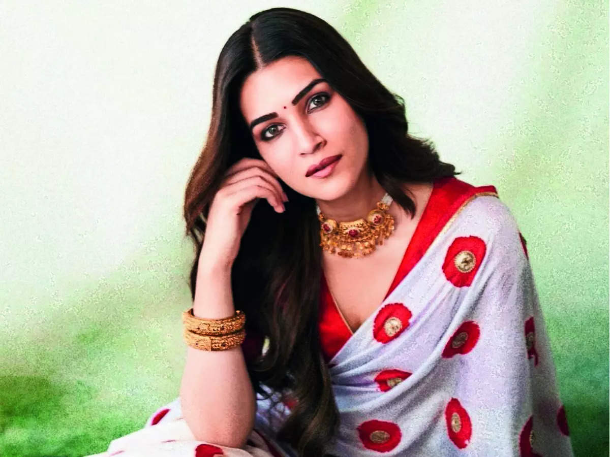 kriti: Fashion finesse