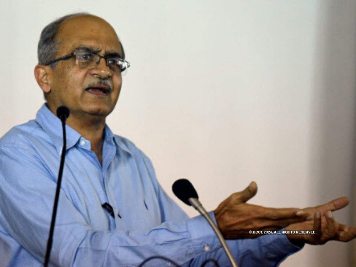 Sc Notice To Prashant Bhushan Over Contemptuous Tweets