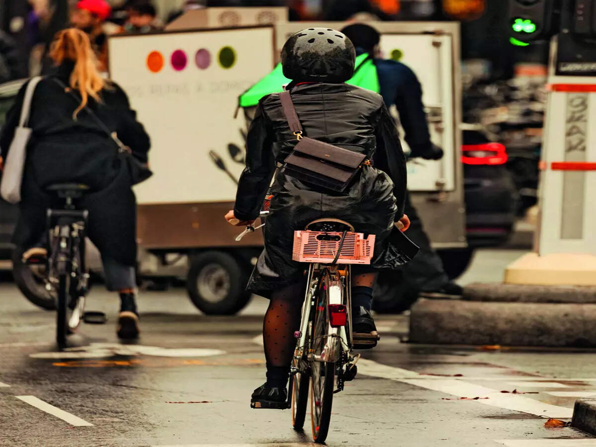 2 wheels, 1 goal Pedal towards greener Bengaluru