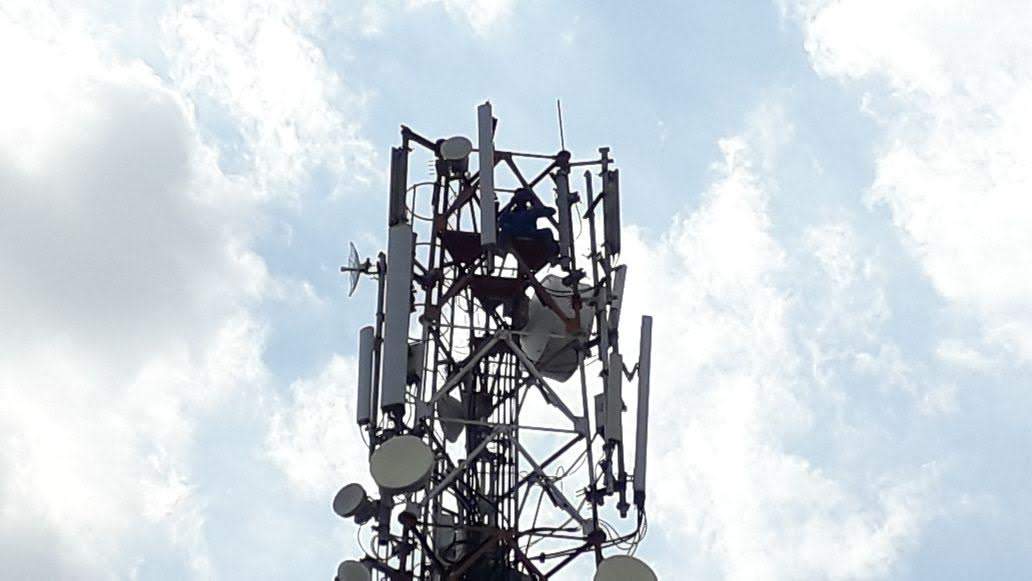 Telangana man climbs cell tower to seek divorce