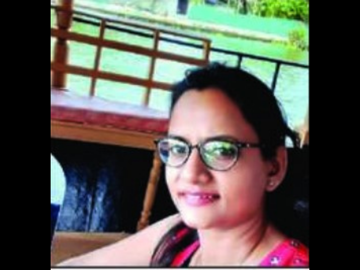 Dr Kirti
