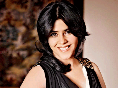 Ekta Kapoor posts a picture with father Jeetendra and nephew Laksshya