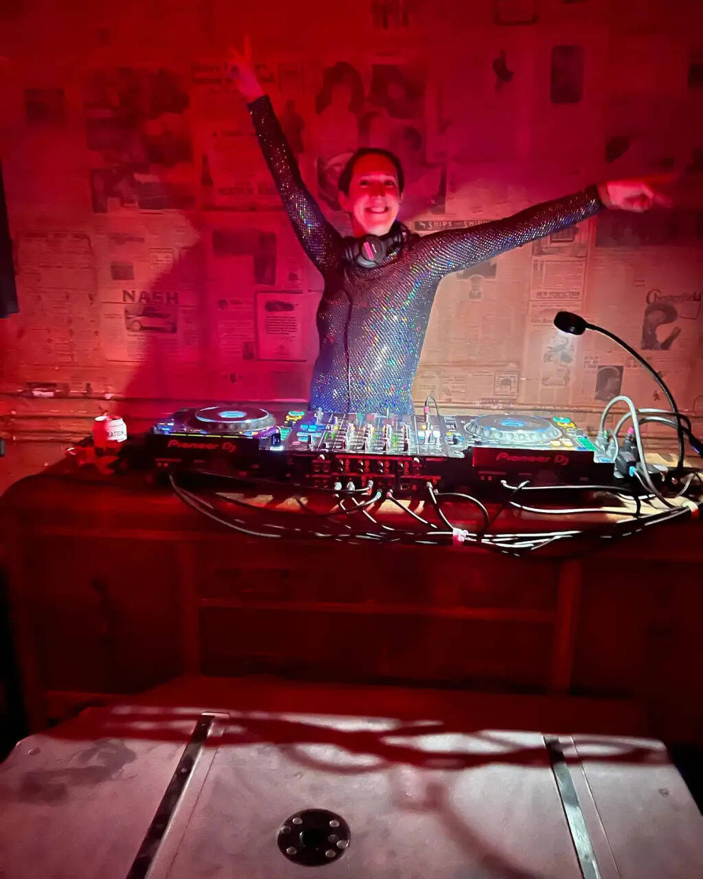 Arielle Zuckerberg is part of the Bay Area-based DJ duo Ellen Ride with Raed Khawaja, which releases music on SoundCloud.