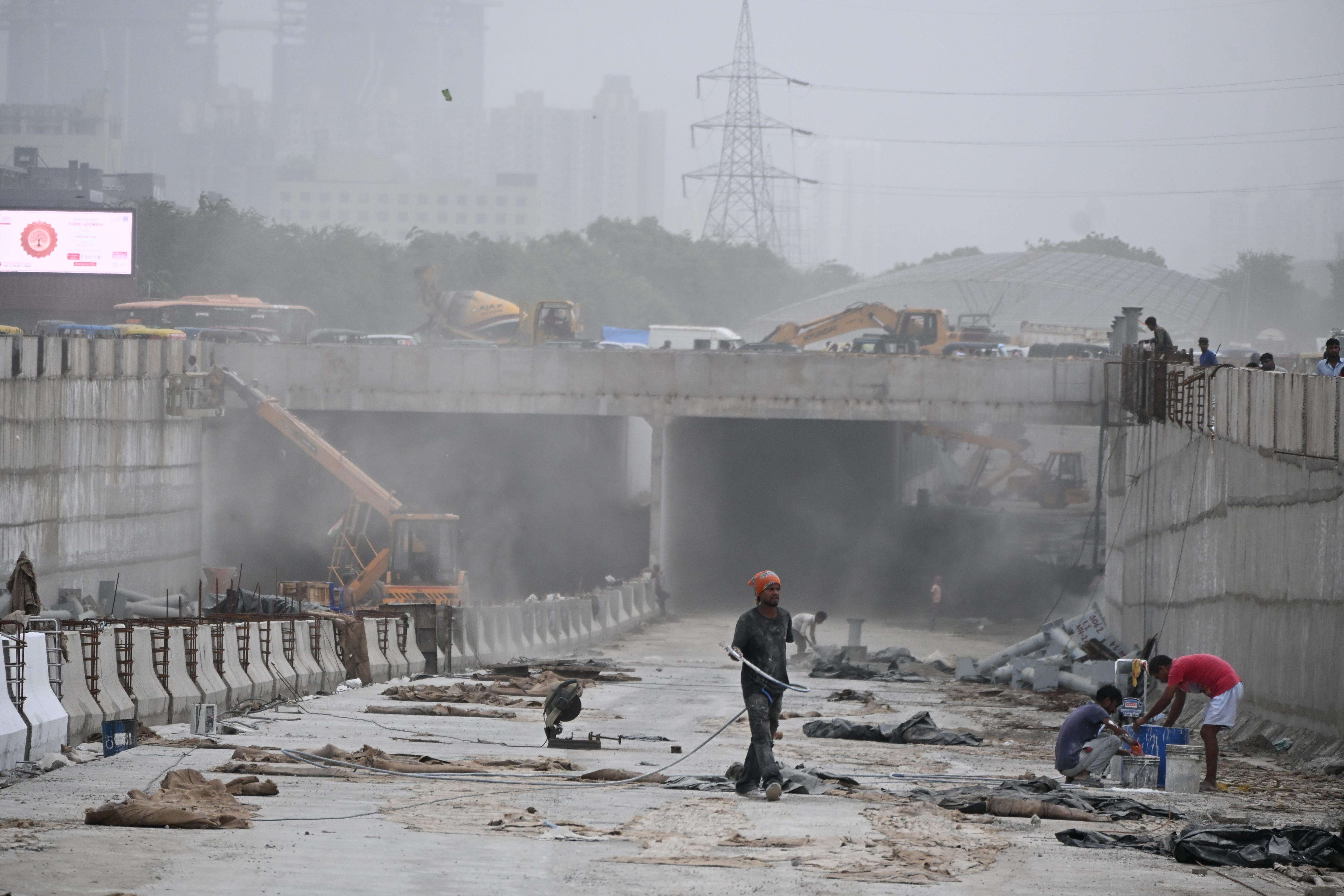 4Gaur Chowk Underpass 4.jpg