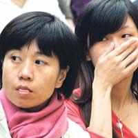 Hong Kong to bar entry to pregnant Chinese women