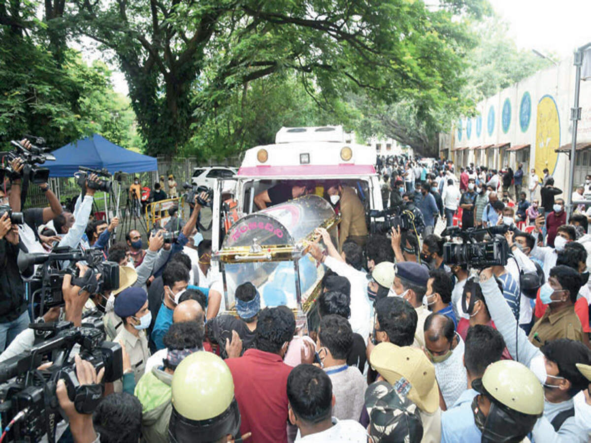 Sanchari Vijay laid to rest with full honours - Vimarsana News