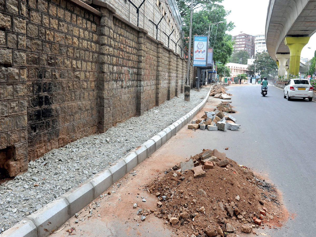 Bengaluru footpaths not ready for rains