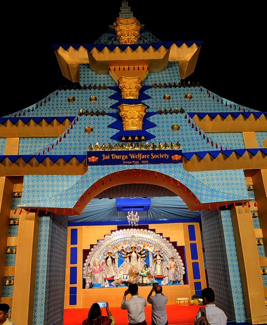 The idol of Dakhineshwar Kali Bari in Vaishali Nagar1 (1).jpg
