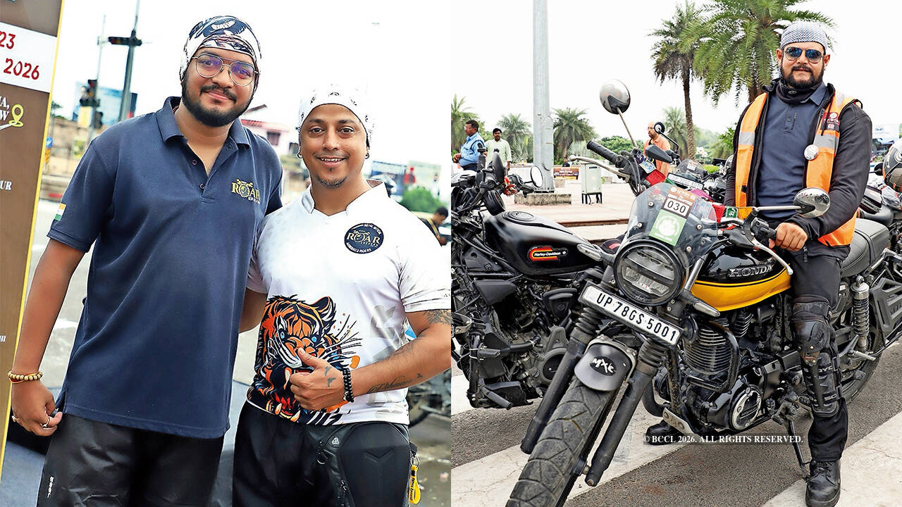 (L) Puneet Sharma and Kaustubh Rai (R) Rupendra Kumar