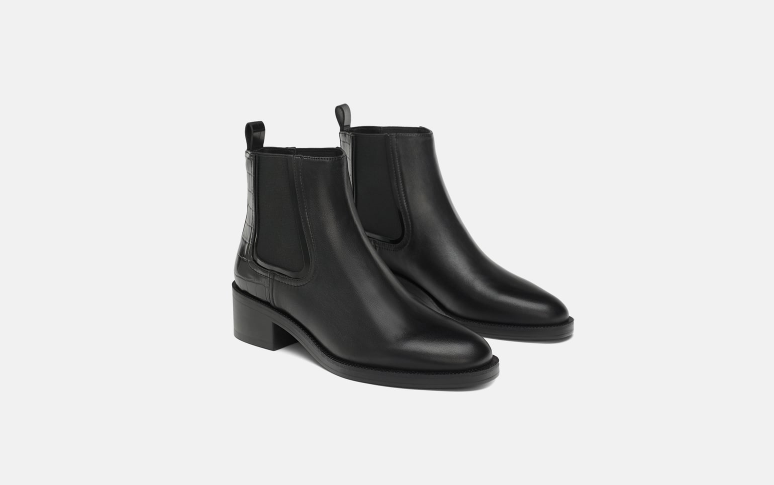 must have chelsea boots