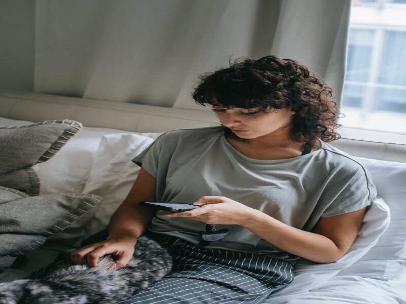 Emails In Bed