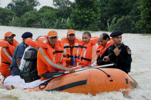 up floods: Uttar Pradesh: Flood situation remains alarming; death toll ...