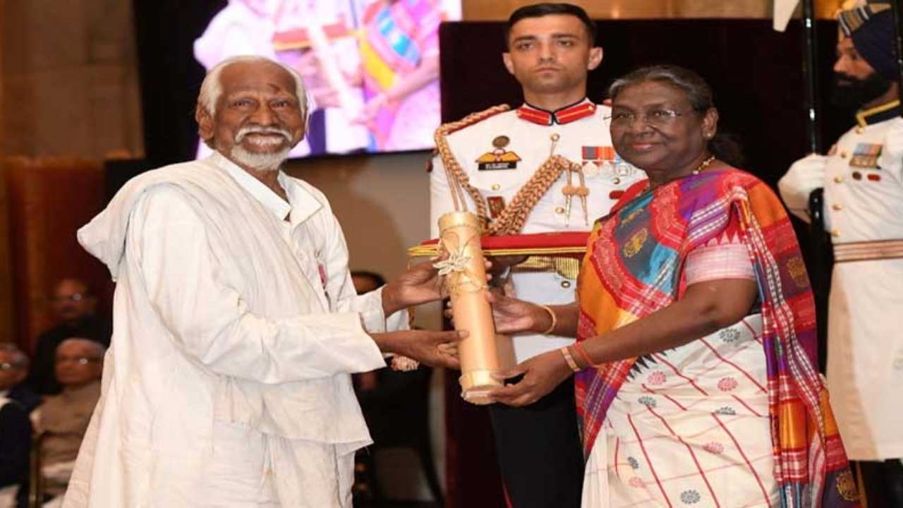 Papalkar received the Padma Shri in 2024 for his decades-long work with orphaned and Divyang children.