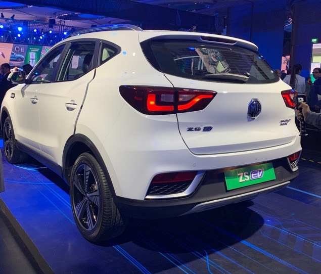 MG ZS EV Price: MG ZS Electric Car unveiled in India, launch in January