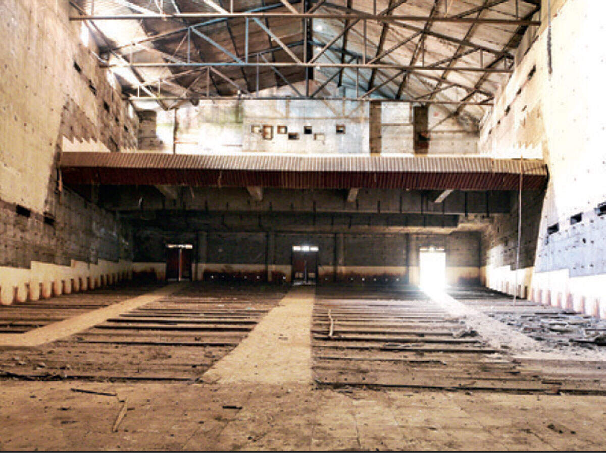 premiere theatre dadar