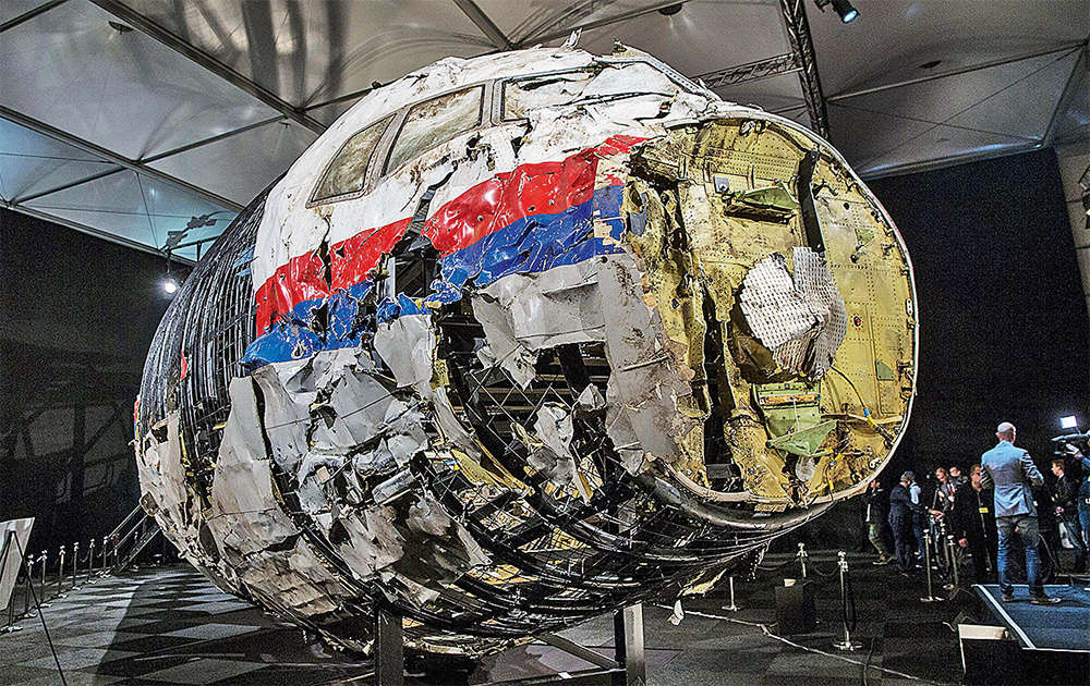 Malaysia Airlines: Malaysia Airlines Flight MH17: MH17 Missile Came ...