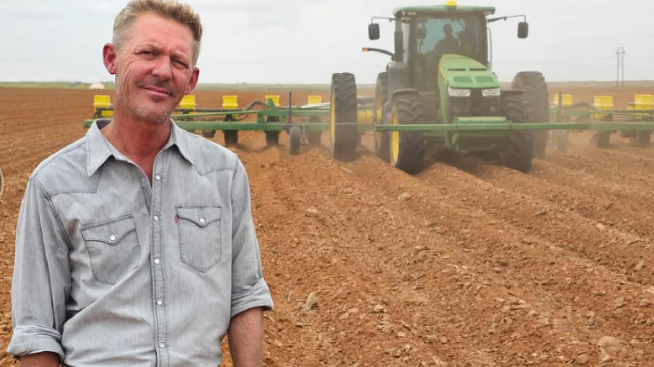Henry Froese, Y Knot Farms, Gaines County, Texas, is the Southwest’s 2026 Peanut Efficiency Award winner. (Image: Shelley E. Huguley)