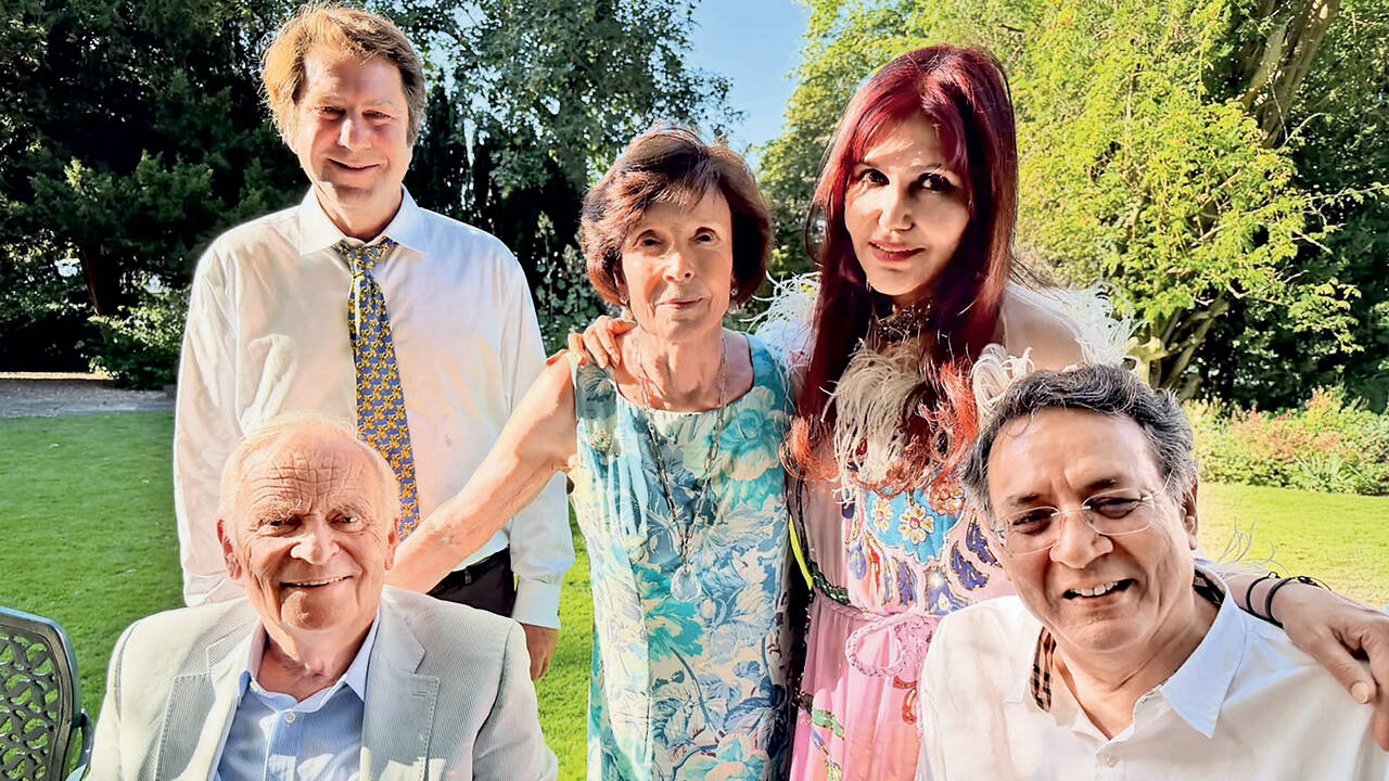 Nisha Jamvwal and KRS Jamwal with Jeffrey and Mary Archer at their diamond jubilee wedding anniversary.