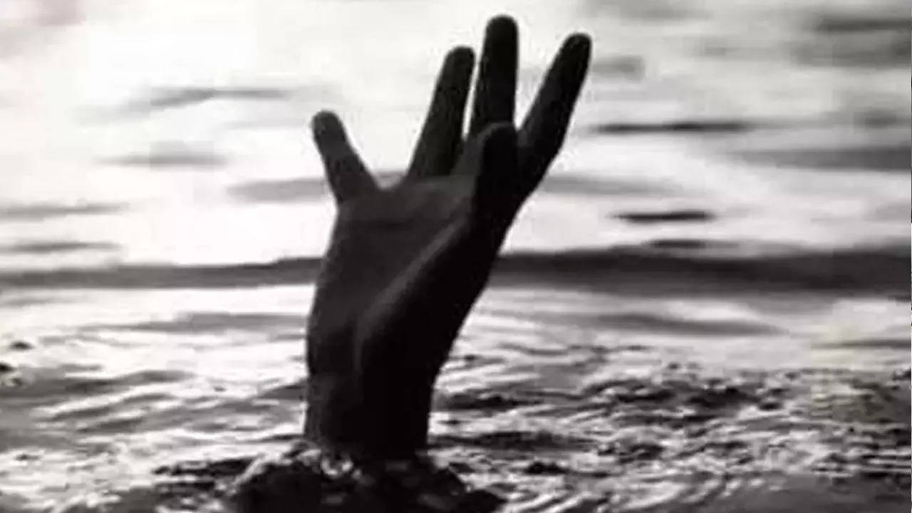 Someshwara: Student Drowns At Someshwara Beach | Mangaluru News – Times of India