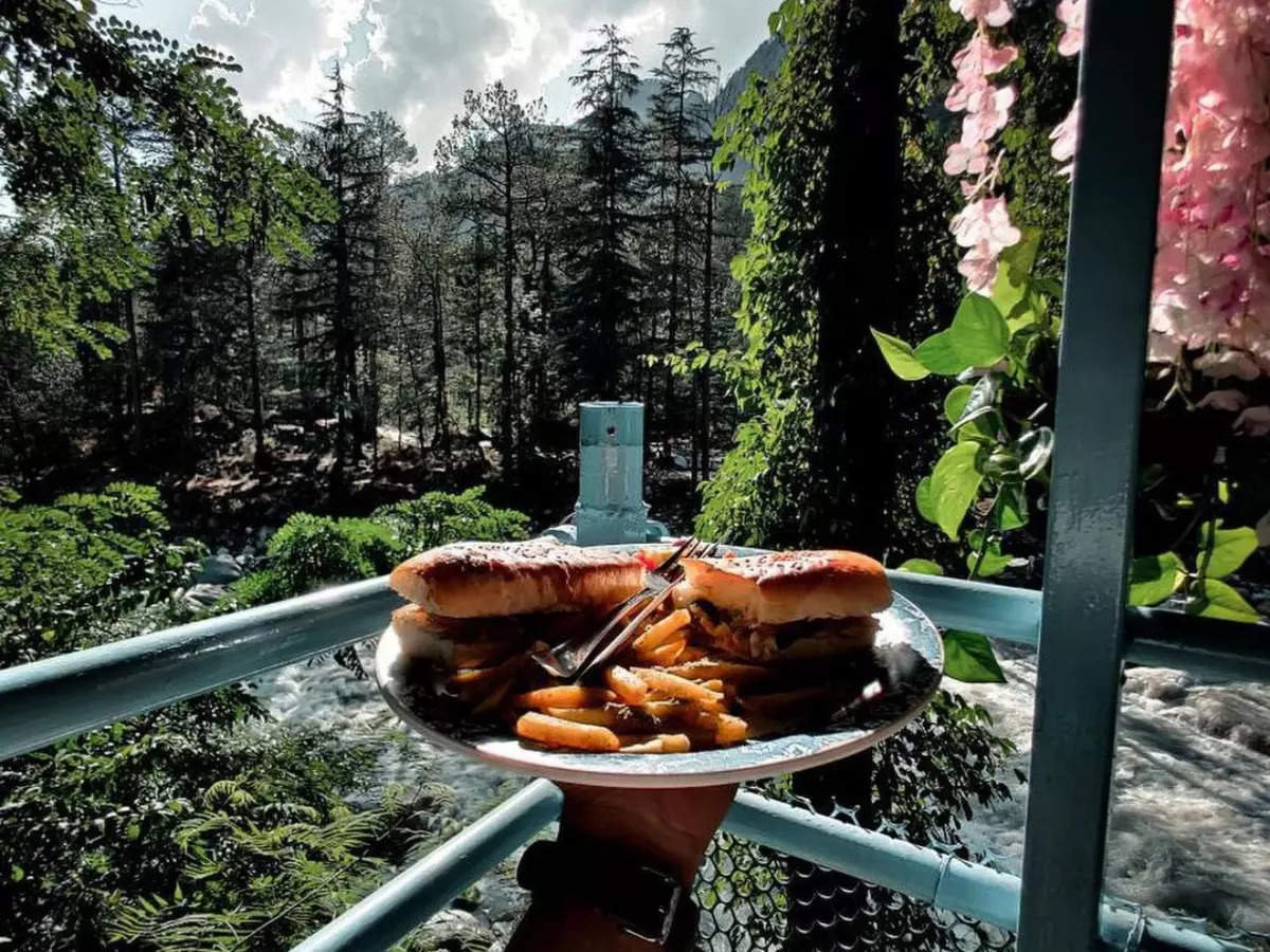 These mountain restaurants in India have views to die for