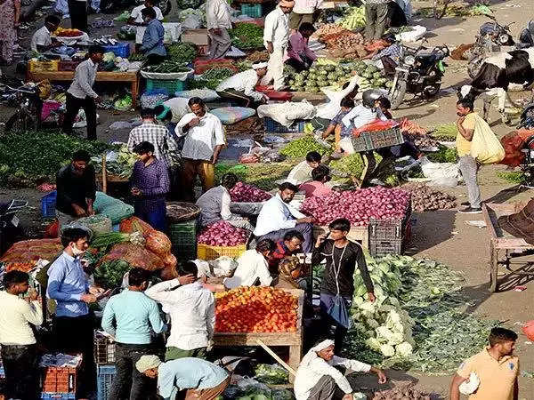 Wholesale inflation falls after 3 years