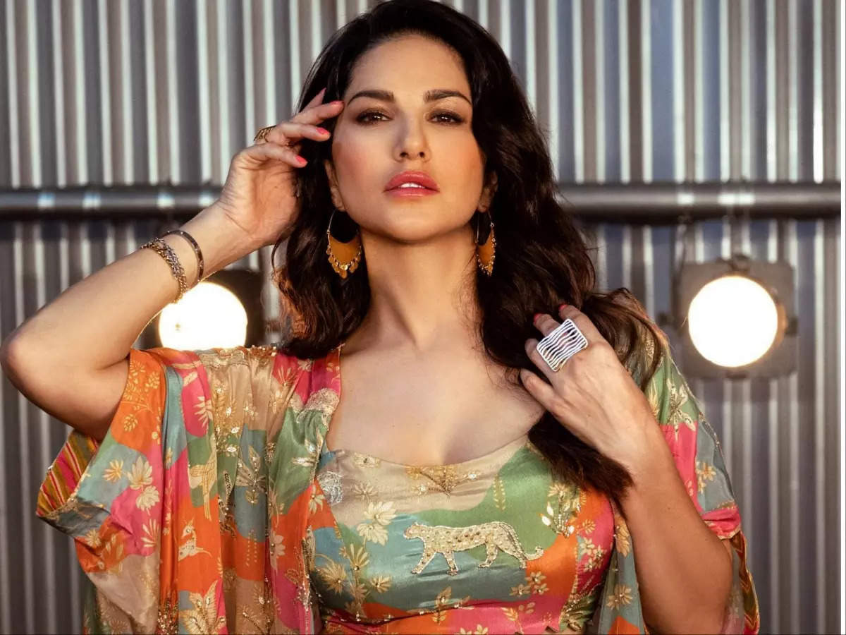 Sanny Loen Xxxbf Video - Sunny Leone: I can't believe from where I started in Bollywood to where I  am today | Hindi Movie News - Times of India