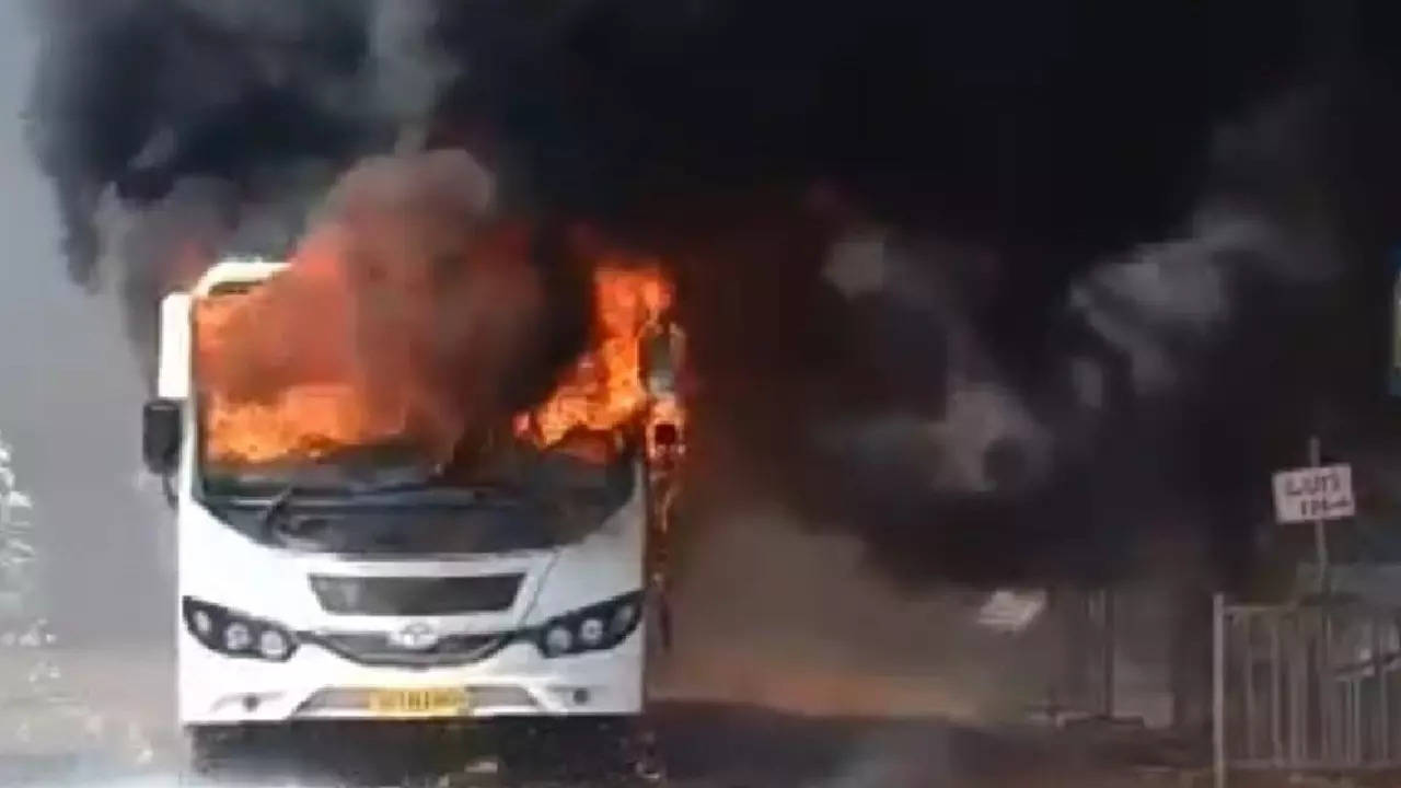 Private bus catches fire in Mangaluru, no casualties | Mangaluru News – Times of India